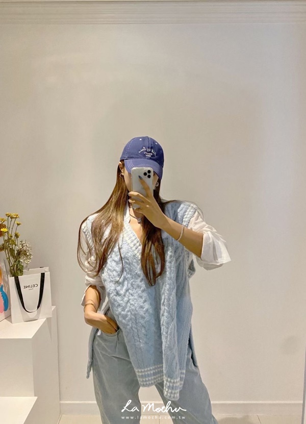 側開衩學院風麻花羊毛背心